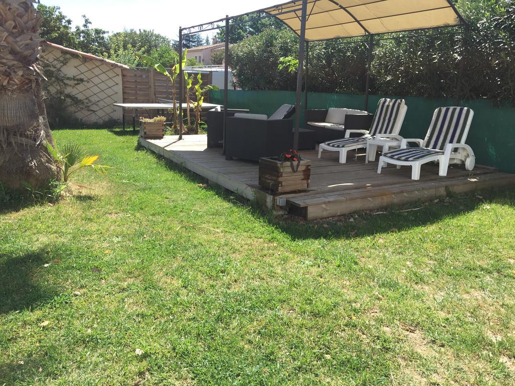 Le Mas Du Bijou Bleu Puget-sur-Argens Exterior foto
